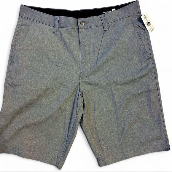 Volcom Men's Charcoal Shorts - Picture 1 of 3